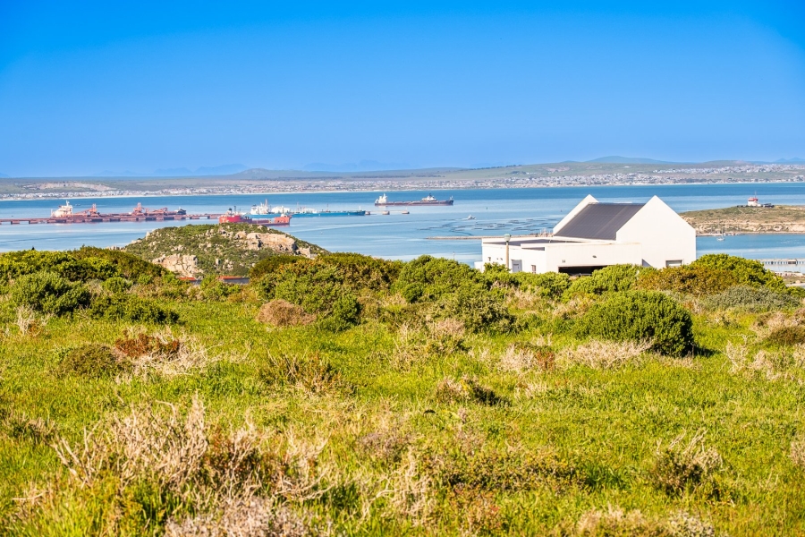 Commercial Property for Sale in Hoogland Western Cape